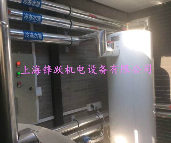 鋒躍地源熱泵空調(diào)機(jī)房展示